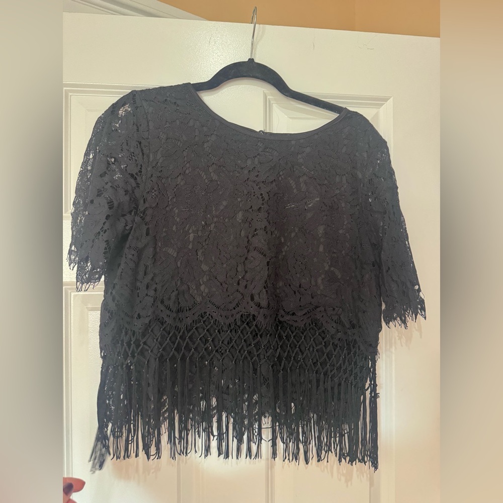 Romeo Juliet Black Lace Fringe Women's Top